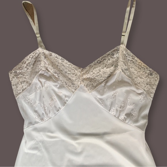 lace slip light pastel sea green blue - M - size 34 vintage - Picture 3 of 11